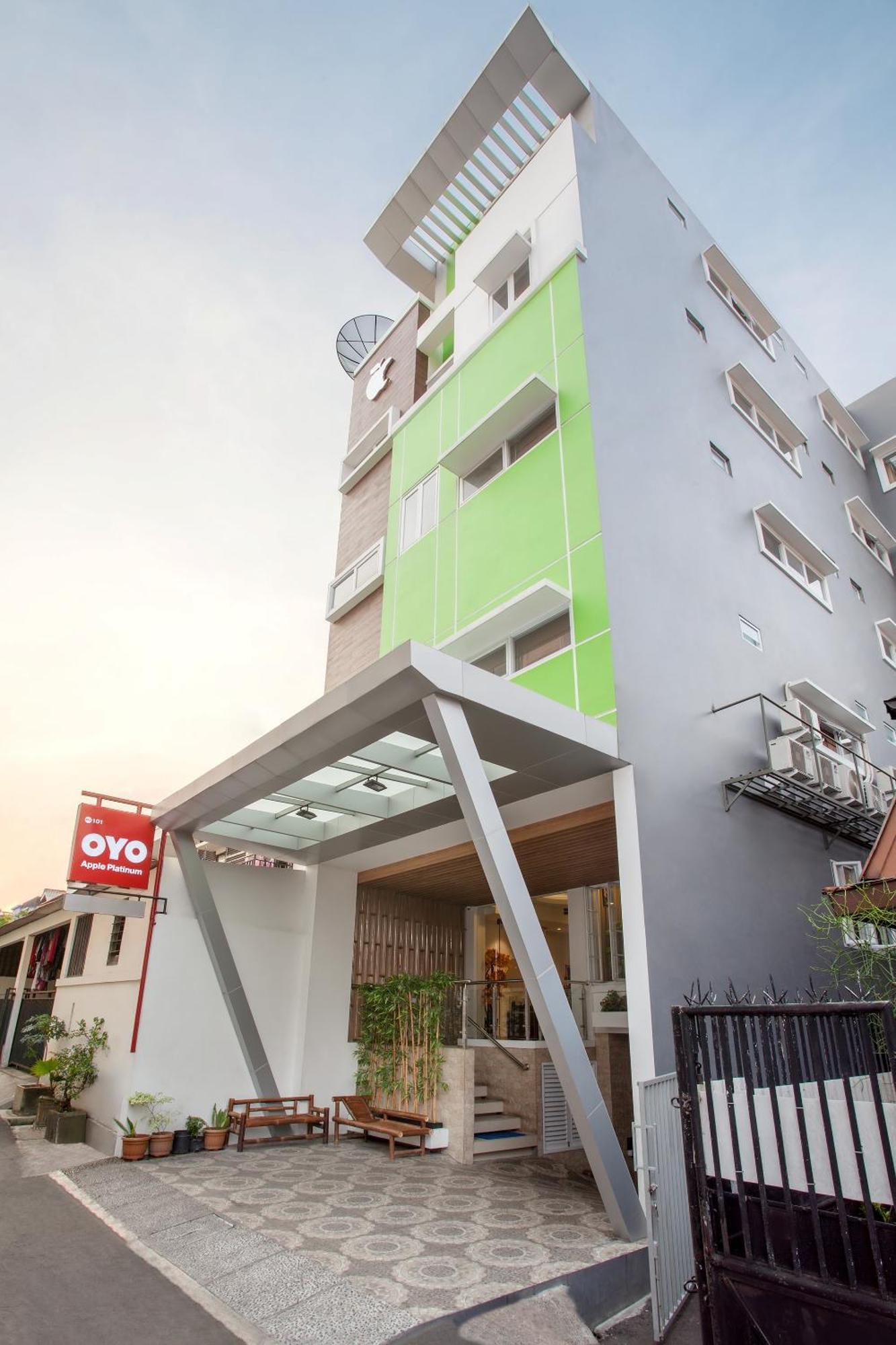 Super Oyo Flagship 101 Apple Platinum Hotel Jacarta Exterior foto